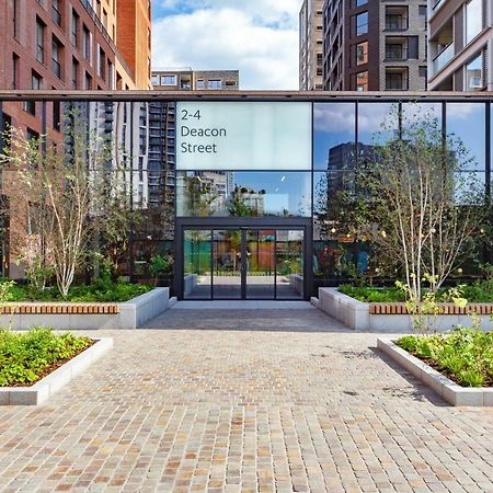 Two Bedroom Serviced Apartment With Balcony In Weymouth Building, Deacon Street London Bagian luar foto