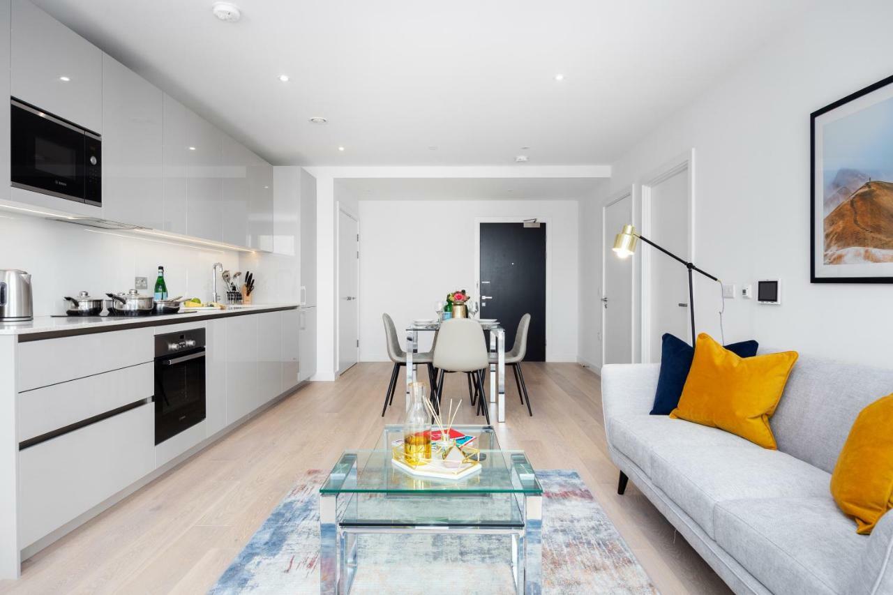 Two Bedroom Serviced Apartment With Balcony In Weymouth Building, Deacon Street London Bagian luar foto