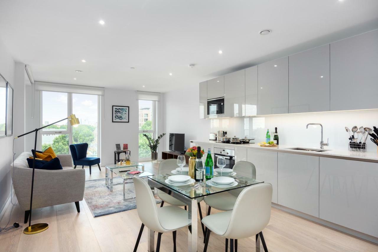 Two Bedroom Serviced Apartment With Balcony In Weymouth Building, Deacon Street London Bagian luar foto